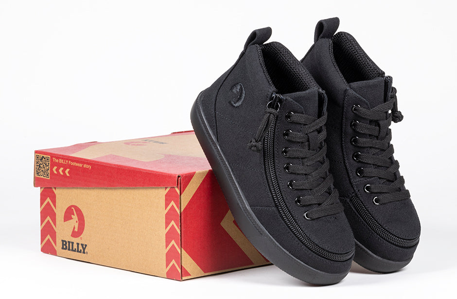 Black BILLY Classic D|R II High Tops with zipper, ideal for diabetes, plantar fasciitis, bunions, and wheelchair use, on a shoe box.