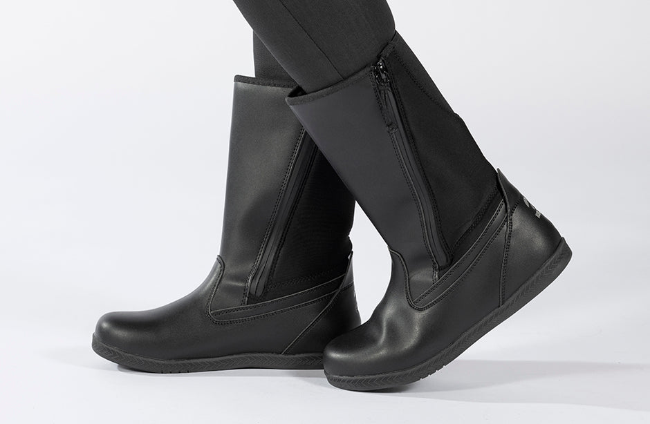 Black BILLY EZ Boots with zippers, suitable for wide and extra wide feet, ideal for shoes for diabetes, plantar fasciitis, and orthotics.